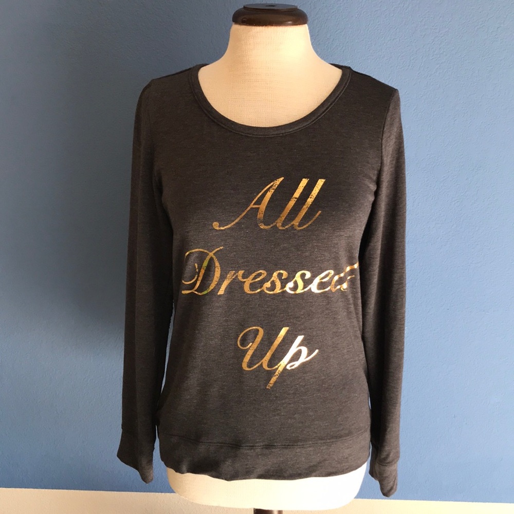 🆕 Maurices “All Dressed Up” Sweatshirt
